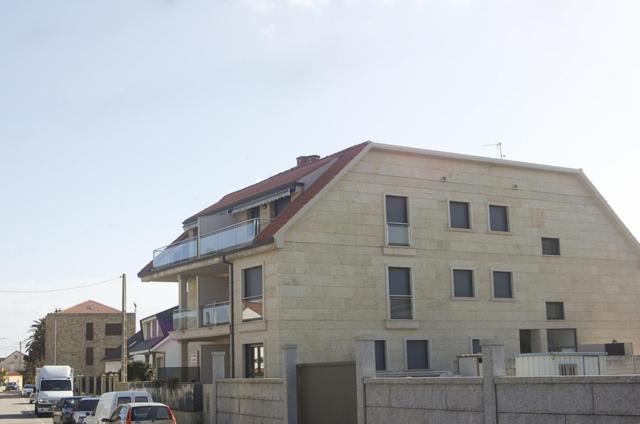 Carola L, "Apartamento De Lujo A 100M Playa Catia" Рибейра Экстерьер фото